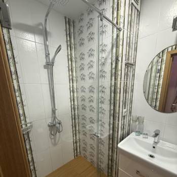 Продается 1-комнатная квартира, 40 м²