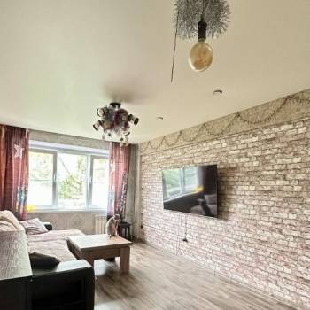 Продается 3-х комнатная квартира, 67,9 м²