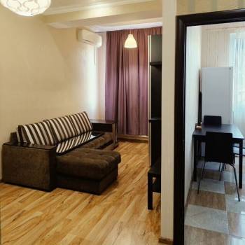 Сдается 1-комнатная квартира, 35 м²