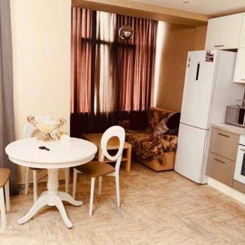 Сдается 1-комнатная квартира, 38 м²