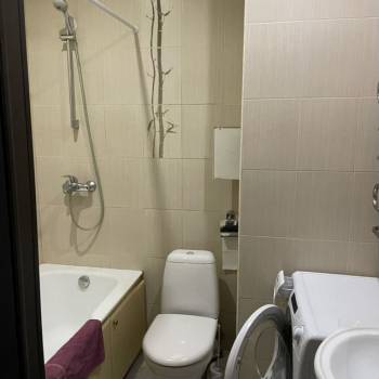 Сдается 1-комнатная квартира, 43 м²