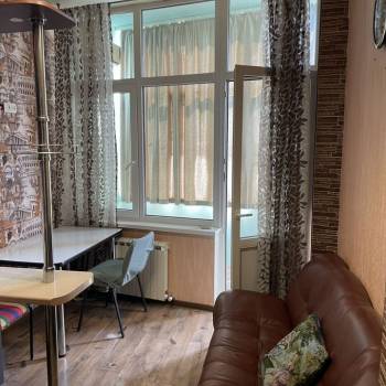 Сдается 1-комнатная квартира, 43 м²