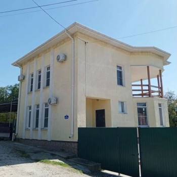 Сдается Дом, 200 м²