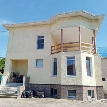 Сдается Дом, 200 м²