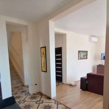 Сдается Дом, 200 м²