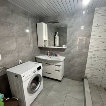 Сдается 2-х комнатная квартира, 75 м²