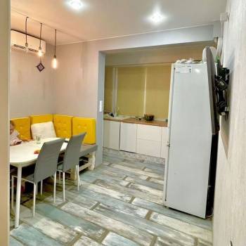 Продается 3-х комнатная квартира, 54 м²