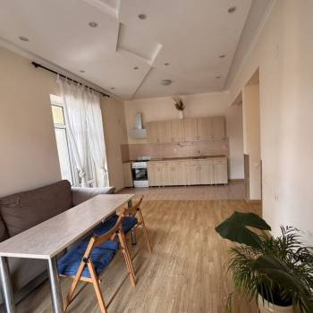 Сдается 2-х комнатная квартира, 71 м²