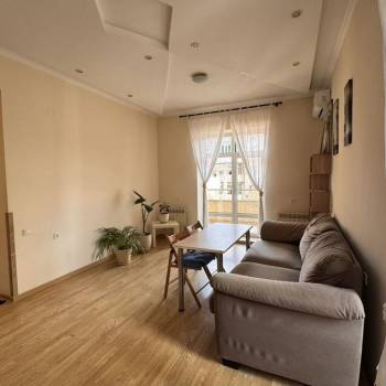 Сдается 2-х комнатная квартира, 71 м²