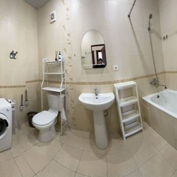 Сдается 2-х комнатная квартира, 71 м²