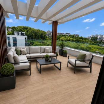 Продается 3-х комнатная квартира, 158 м²