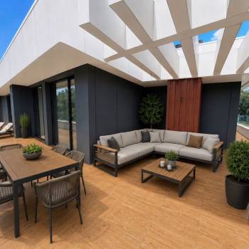 Продается 3-х комнатная квартира, 158 м²