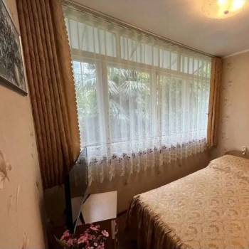 Продается 1-комнатная квартира, 30 м²