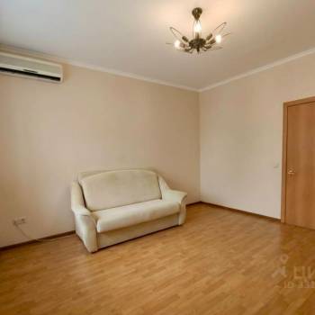 Продается 1-комнатная квартира, 41 м²