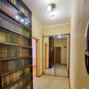 Продается 1-комнатная квартира, 41 м²