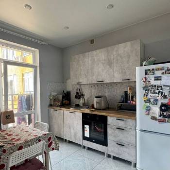 Продается 1-комнатная квартира, 30,4 м²