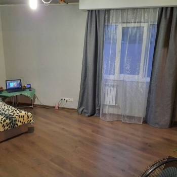 Продается 1-комнатная квартира, 44 м²