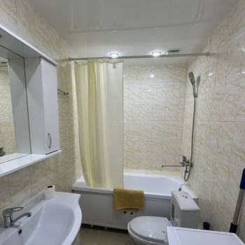 Продается 1-комнатная квартира, 38 м²