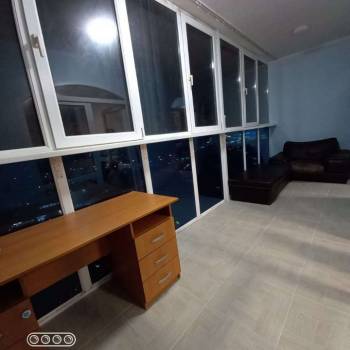 Продается Многокомнатная квартира, 108 м²