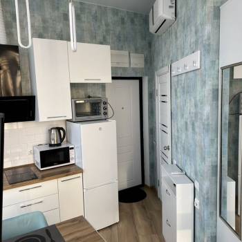 Продается 1-комнатная квартира, 18 м²