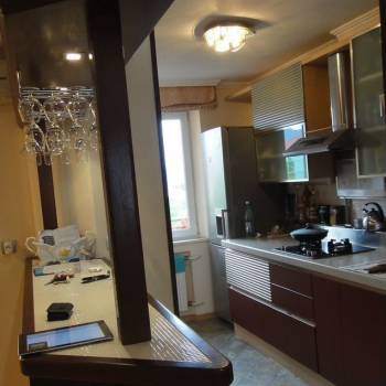 Сдается Многокомнатная квартира, 90 м²