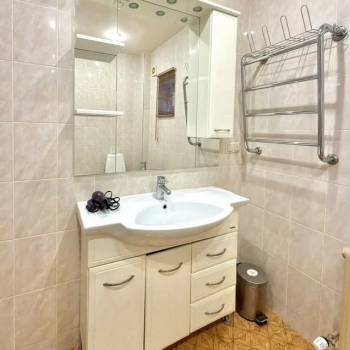 Сдается 1-комнатная квартира, 42 м²
