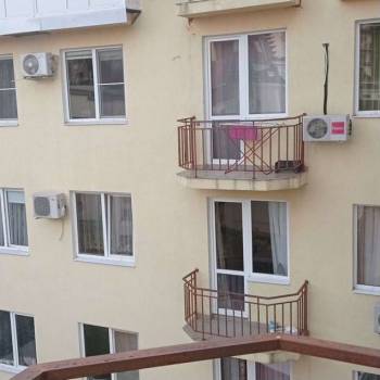 Продается 1-комнатная квартира, 42 м²