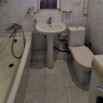 Продается Многокомнатная квартира, 68 м²