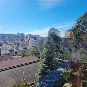 Продается Многокомнатная квартира, 68 м²