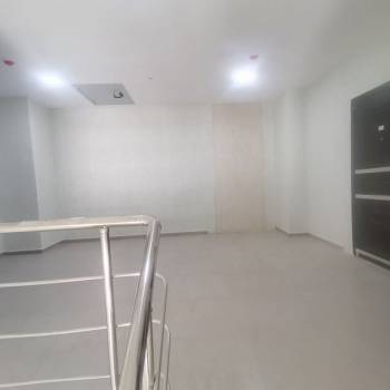 Продается Многокомнатная квартира, 120 м²