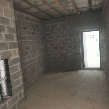 Продается Многокомнатная квартира, 120 м²