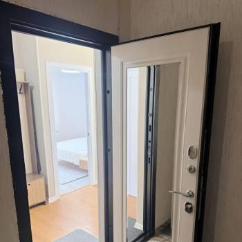 Продается 1-комнатная квартира, 38 м²