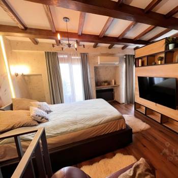 Продается 2-х комнатная квартира, 80 м²