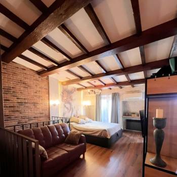Продается 2-х комнатная квартира, 80 м²