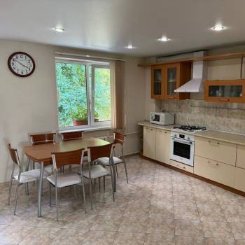 Сдается Многокомнатная квартира, 280 м²