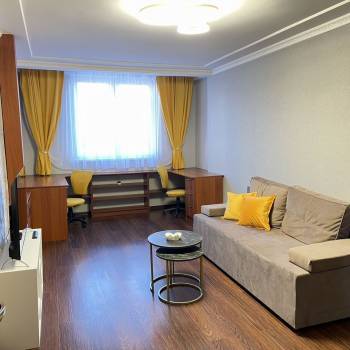 Продается Многокомнатная квартира, 85 м²