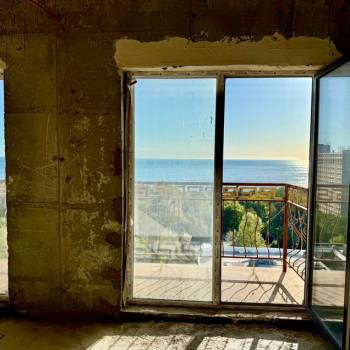 Продается 1-комнатная квартира, 92 м²