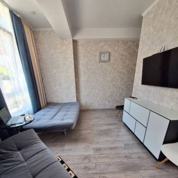 Продается 1-комнатная квартира, 33 м²