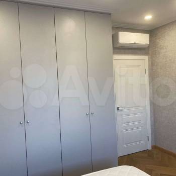 Продается Многокомнатная квартира, 85 м²