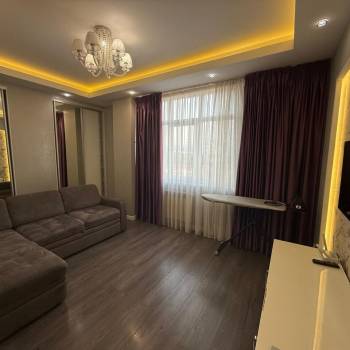 Сдается 2-х комнатная квартира, 70 м²