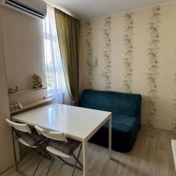 Сдается 1-комнатная квартира, 42 м²