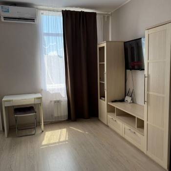 Сдается 1-комнатная квартира, 42 м²