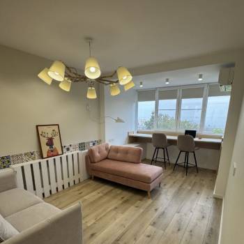 Продается 1-комнатная квартира, 30 м²
