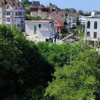 Продается 1-комнатная квартира, 293,5 м²