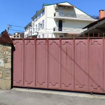 Продается 1-комнатная квартира, 293,5 м²