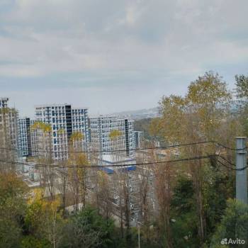 Продается 1-комнатная квартира, 32 м²