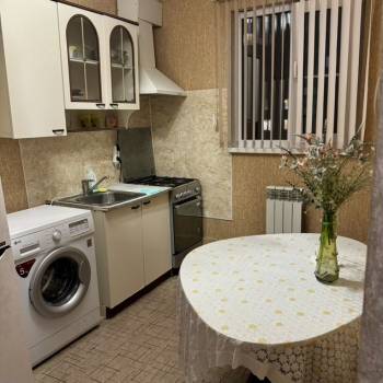 Сдается 1-комнатная квартира, 37 м²