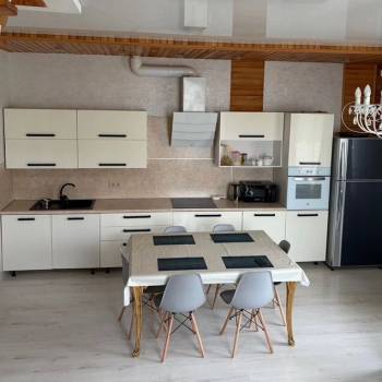 Сдается Дом, 250 м²