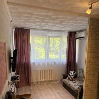 Продается 1-комнатная квартира, 15 м²