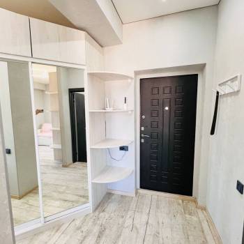 Продается 1-комнатная квартира, 35 м²
